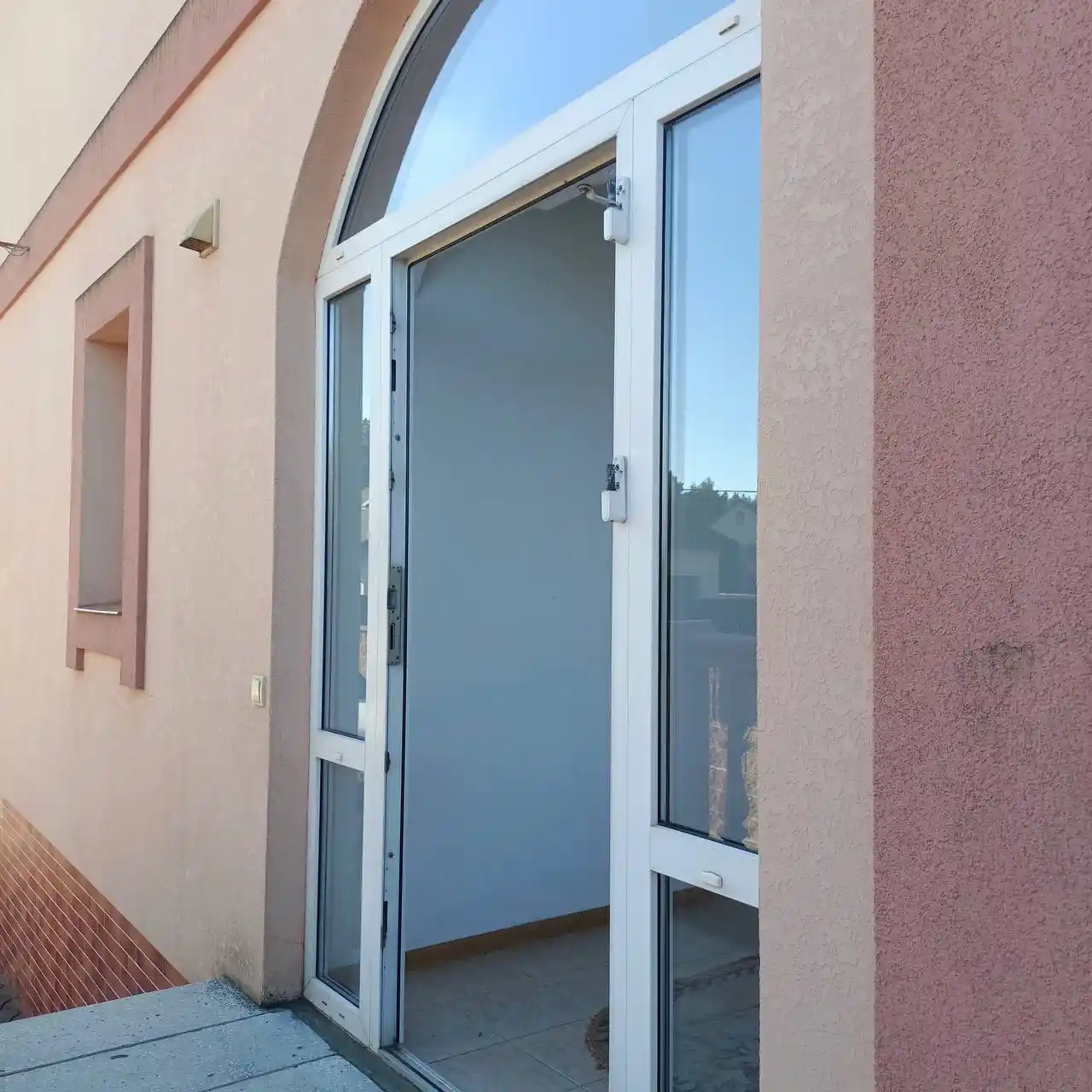 Фото покрашенных окон