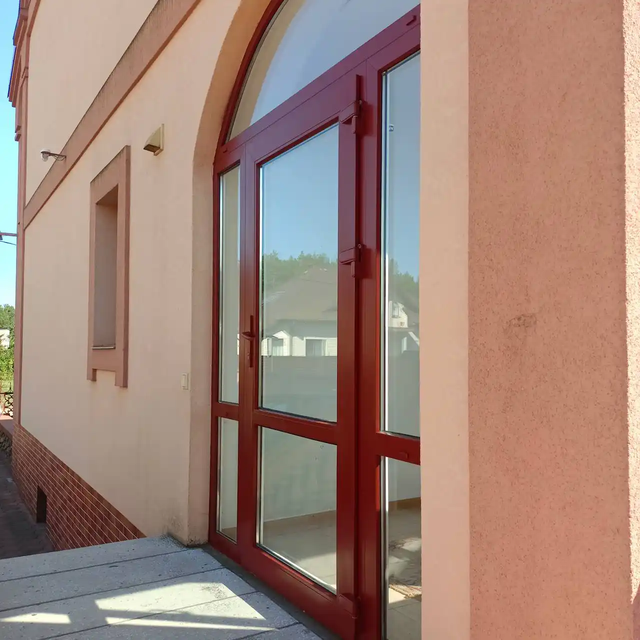 Фото покрашенных окон